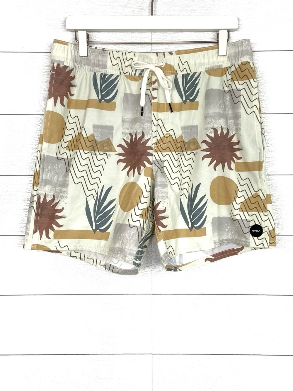 RVCA Atlas Printed Boardshort Swim Shorts Medium Unlined Beach Sun Desert Geo
